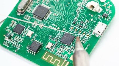 錫膏廠家講述焊錫絲手工焊接時的步驟